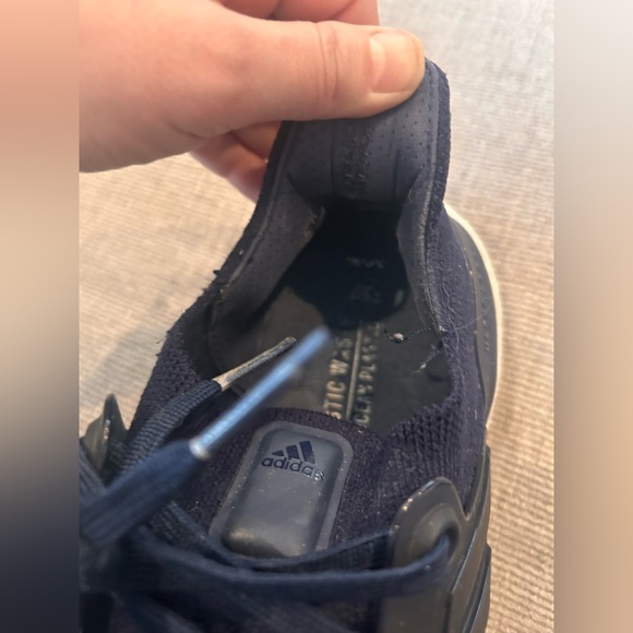 Adidas Women's Ultraboost 22 Running Shoe - Picture 4 of 9